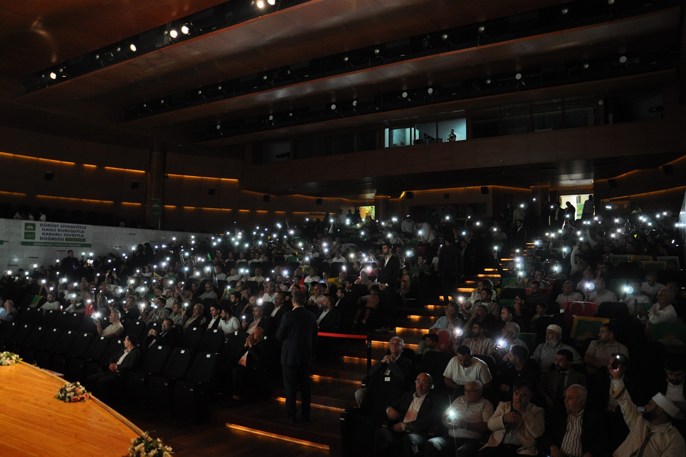 HÜDA PAR Genel Başkanı Yapıcıoğlu: Kamu alımlarında uyuşturucu testi şartı getirilsin