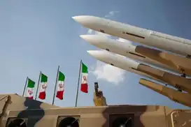 الحرس الثوري الإيراني يعلن استهداف مسيّرة بحرية أمريكية في مضيق هرمز