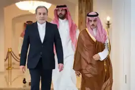 وزیران امور خارجه ایران و عربستان سعودی درباره تنگه هرمز گفتگو کردند