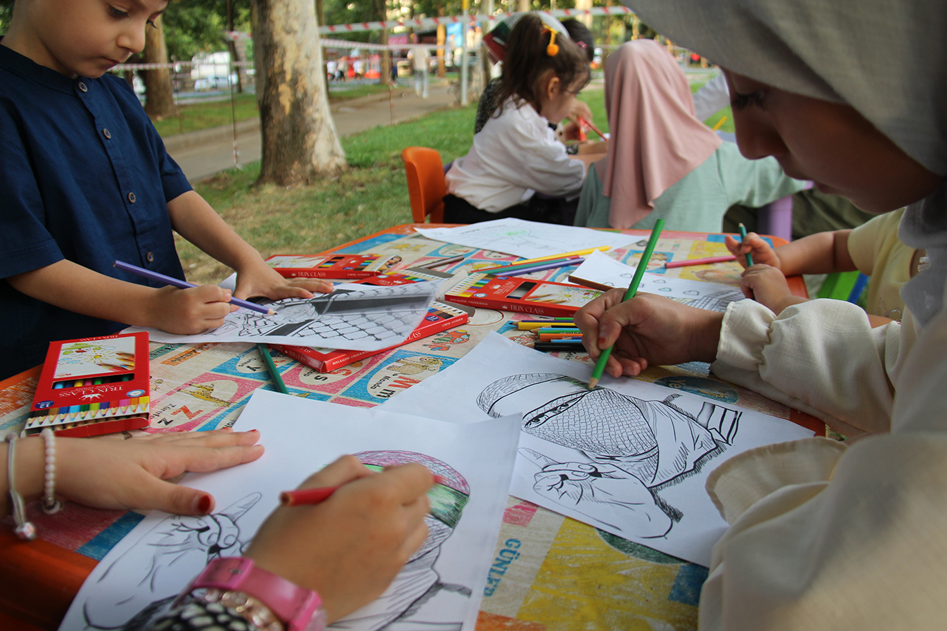 Davet ve Gençlik Hareketi'nden Bağlar'da coşkulu park etkinliği