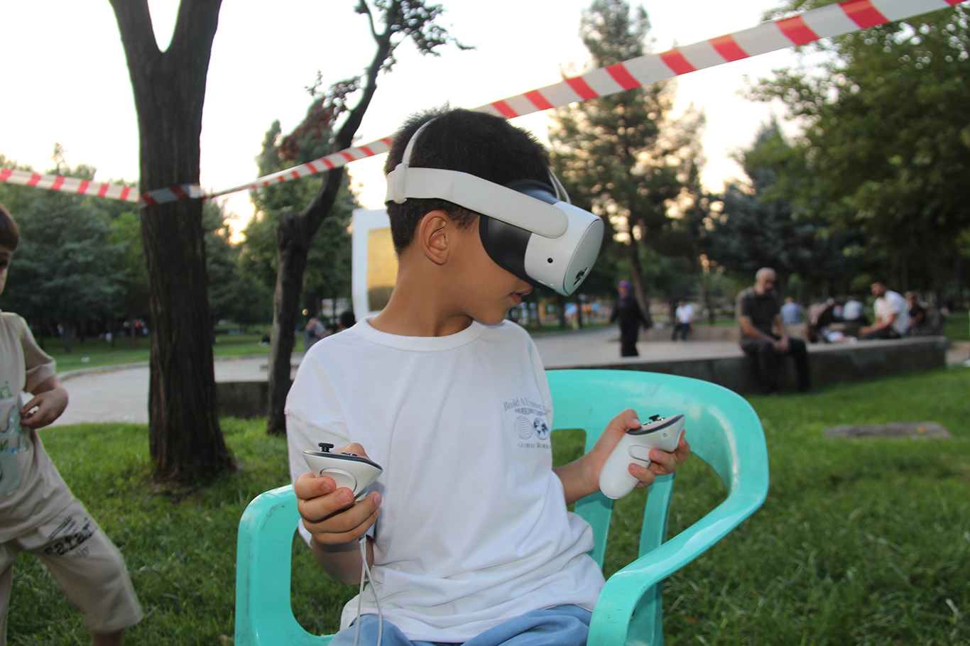 Davet ve Gençlik Hareketi'nden Bağlar'da coşkulu park etkinliği