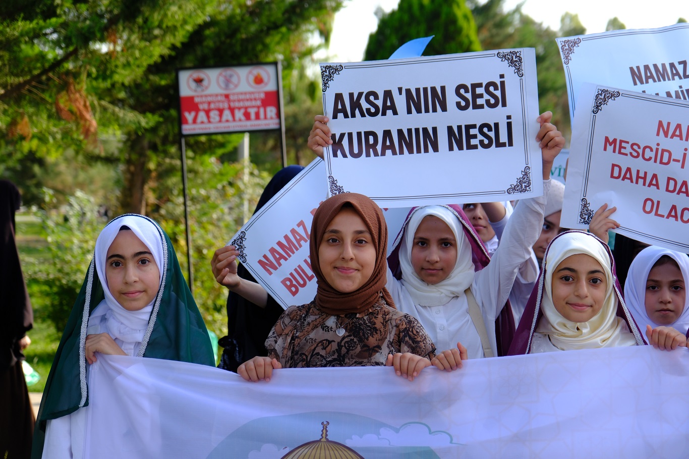 Van’da “Hayat Namazla Güzeldir” coşkusu!