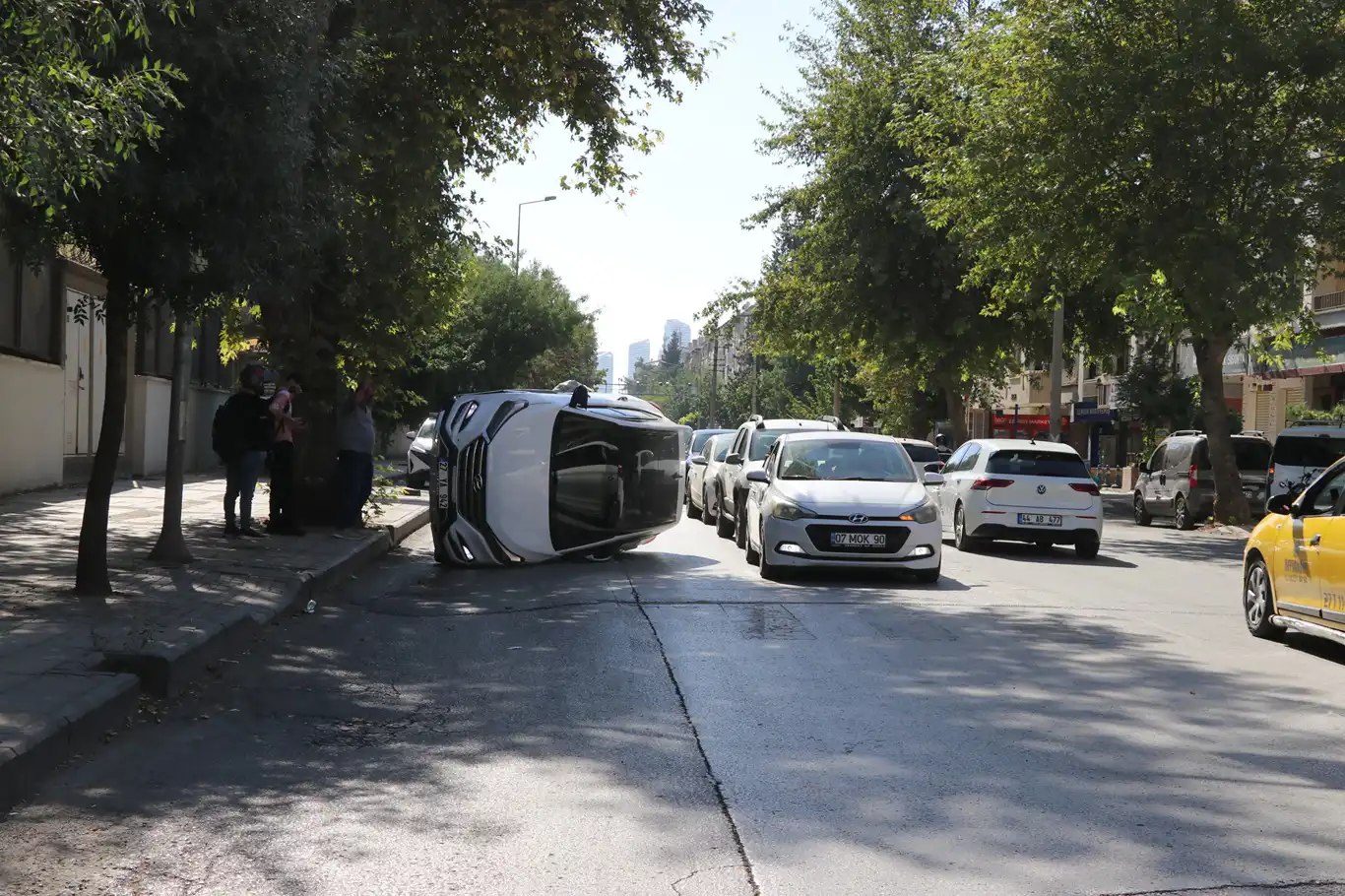Gaziantep'te kontrolden çıkan SUV araç kaza yaptı