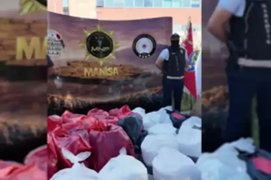Manisa ve Mersin’de uyuşturucu imalathanesine operasyon: 5 şüpheli tutuklandı