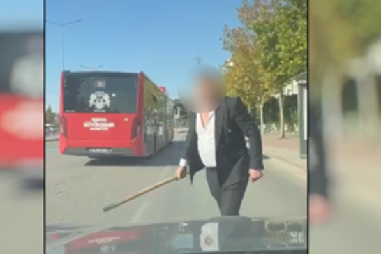  Konya’da trafikte sopalı saldırı girişiminde bulunan sürücü yakalandı