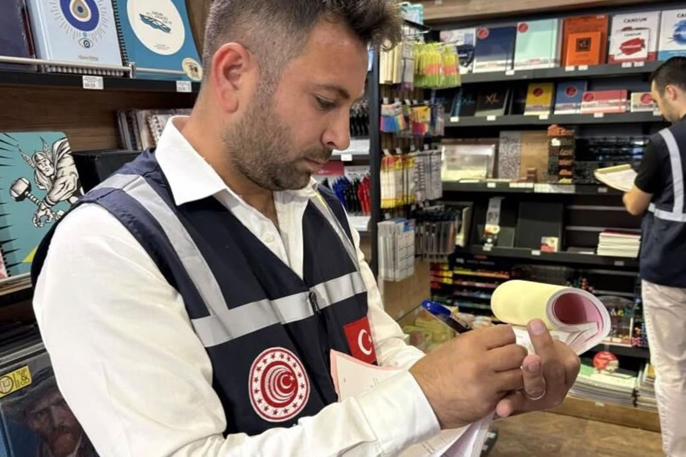 İzmir’de kırtasiye ve okul alışverişlerine yönelik denetimler artırıldı