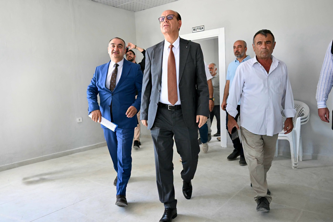 Çayırköy Kültür Merkezindeki yenileme çalışmalarını devam ediyor