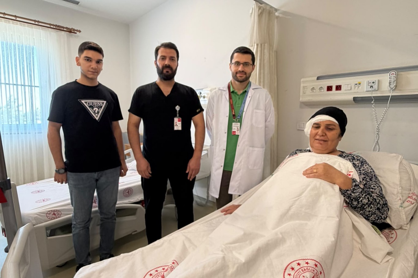 Mardin’de parotis bezinde tespit edilen kitle başarılı operasyonla çıkarıldı