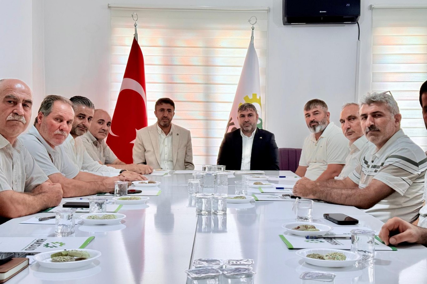 Kızıltepe Ticaret ve Sanayi Odası Başkan Adayı Ege’den HAKSİAD’a nezaket ziyaret