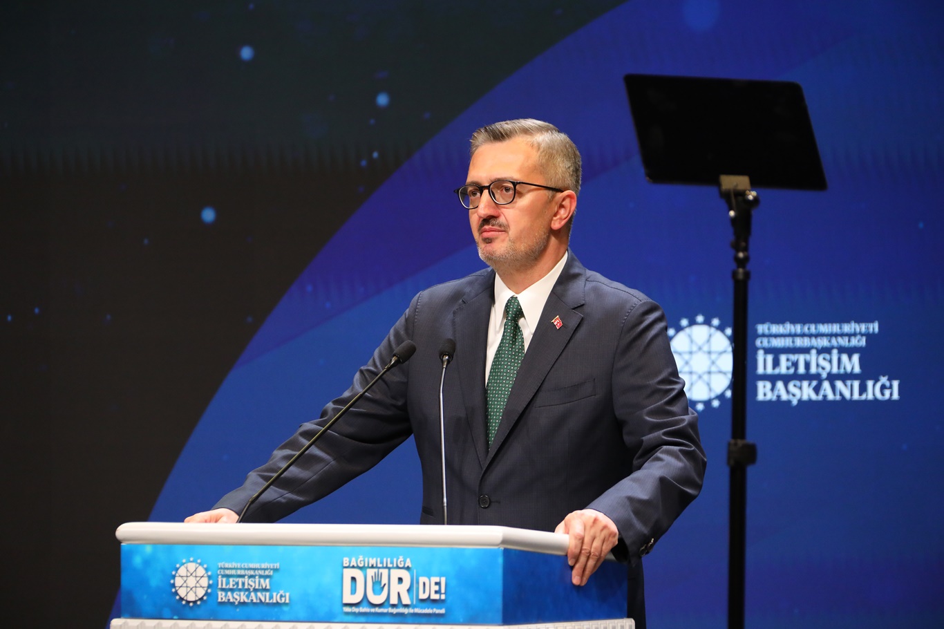  İletişim Başkanı Burhanettin Duran